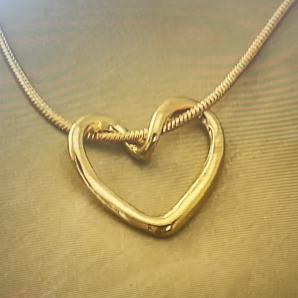 Gold Plated Heart Necklace - Picture 1 of 11